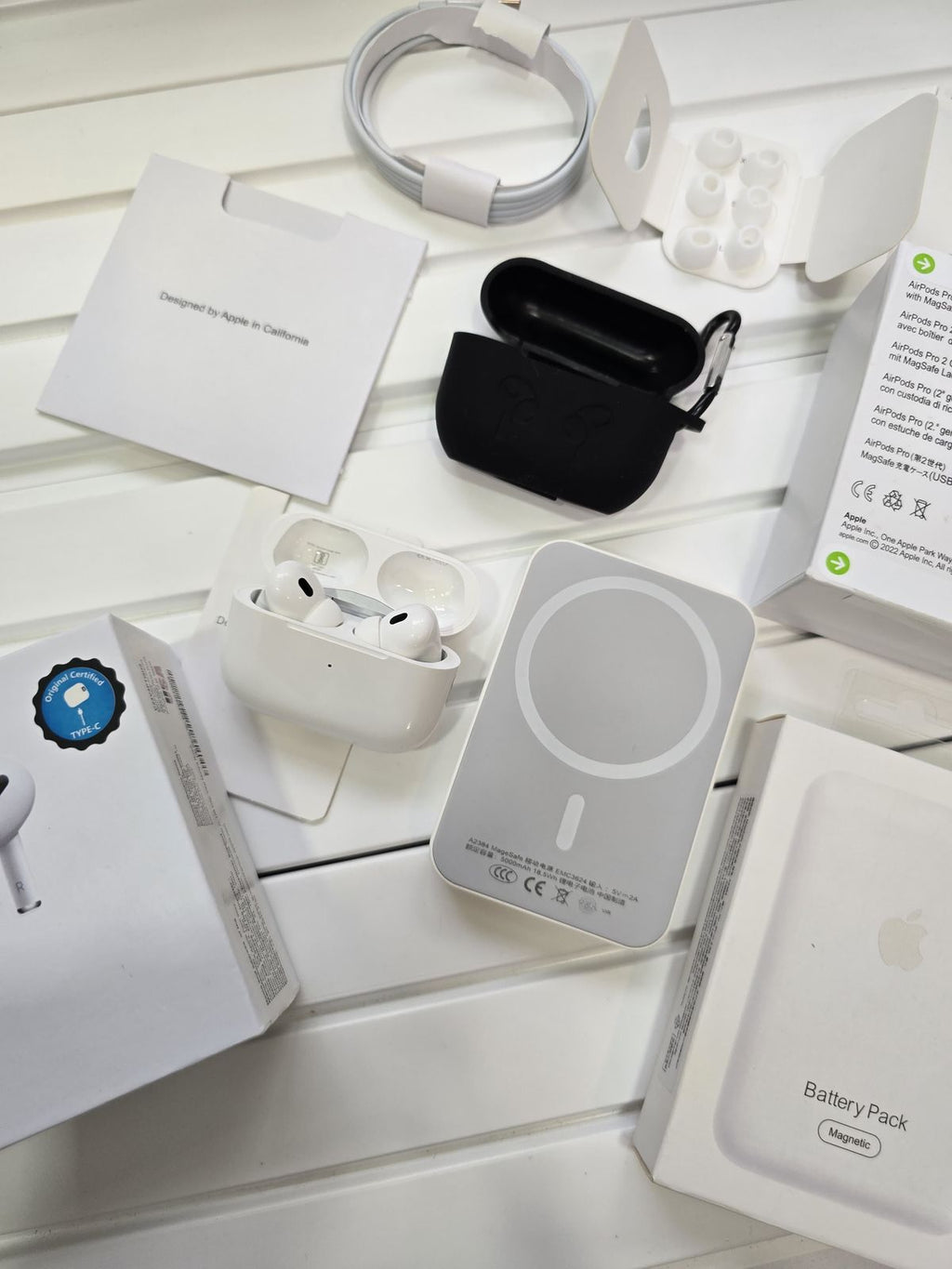 Airpods Pro2 ANC & MagSafe Wireless PowerBank Combo