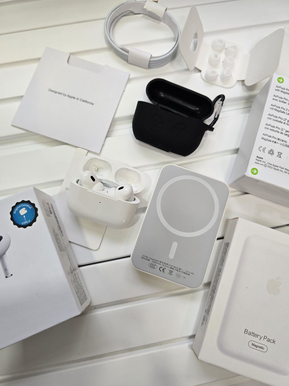 Airpods Pro2 ANC & MagSafe Wireless PowerBank Combo