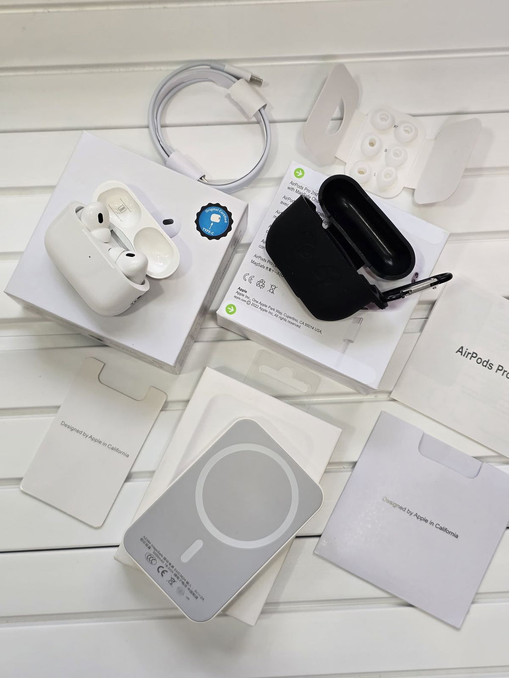 Airpods Pro2 ANC & MagSafe Wireless PowerBank Combo